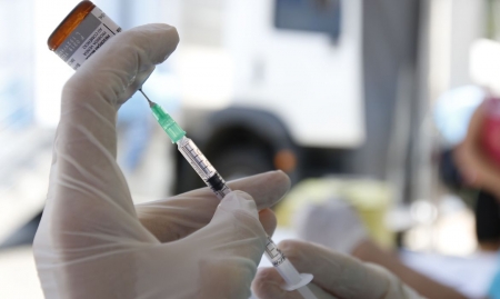 Pelotas vai testar vacina da Covid-19; será terceira cidade gaúcha a aplicar doses