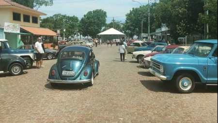 9º Encontro de Carros antigos acontece neste final de semana