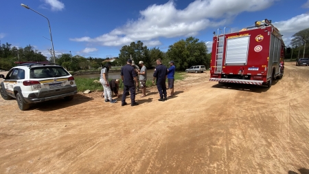 Corpo de Bombeiros retirou homem afogado no arroio São Lourenço