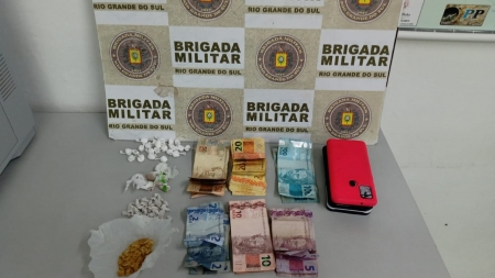 Brigada Militar prendeu homem por tráfico de drogas no bairro Navegantes