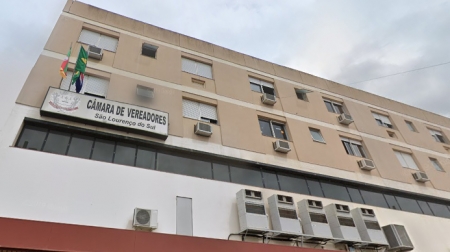 Câmara Municipal: Proposições e pedidos de informação