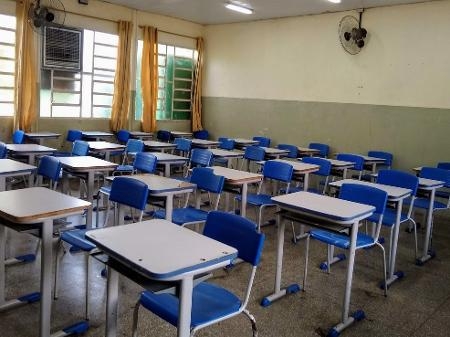 Retomada das aulas presenciais será discutido nesta terça-feira