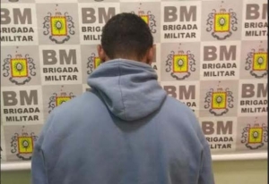 BRIGADA MILITAR DE SÃO LOURENÇO DO SUL EFETUA PRISÃO DE PROCURADO DA JUSTIÇA