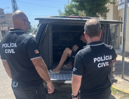 Polícia Civil realizou prisão de homem de 21 anos após ter sido revogado o habeas corpus concedido em liminar pelo Tribunal de Justiça no Bairro Navegantes