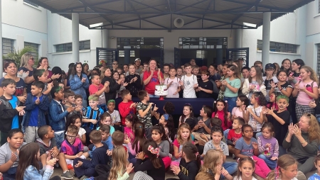 E.M.E.F. Professora Marina Vargas comemora seus 31 Anos