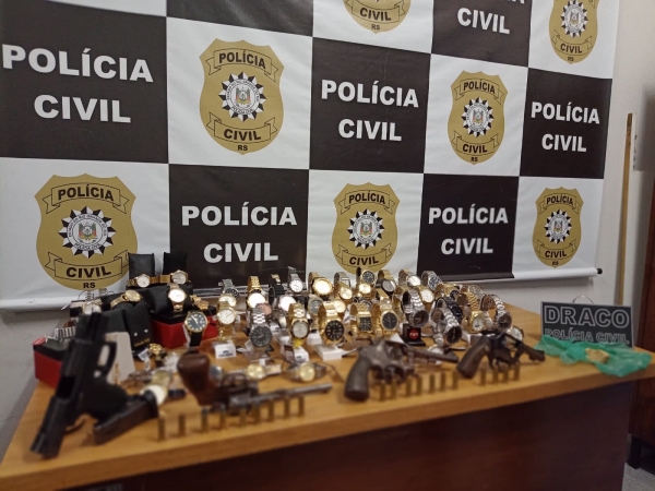 Polícia Civil, através da DRACO, prendeu em flagrante seis envolvidos no assalto a joalheria em Pelotas