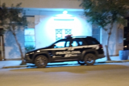 Apreensão de drogas e balança de precisão na Lomba