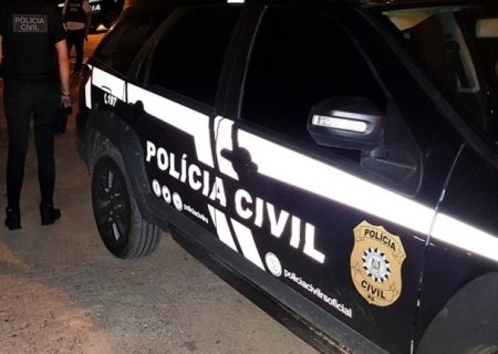 Polícia civil recuperou veículo furtado na rua Almirante Tamandaré