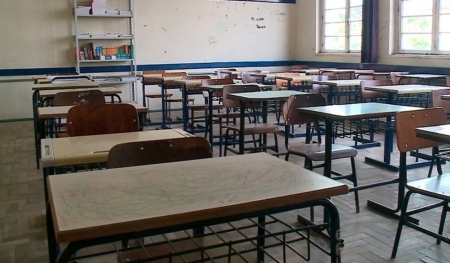 Governo publica decreto que permite a cogestão para a educação na bandeira preta