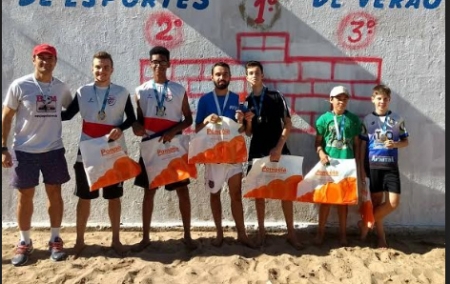 Arena Paredão realizou torneio de vôlei e futevôlei
