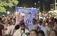 Imagem de Iemanjá chegou em carreata  na praia da Barrinha