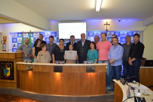 Zeli Ferreira da Rosa Soares é homenageada com o Título de Cidadã Sul-Lourenciana pela Câmara Municipal