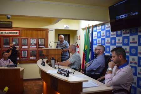 Representantes dos Pescadores Lourenciano presentes na sessão da Câmara trazendo reivindicações