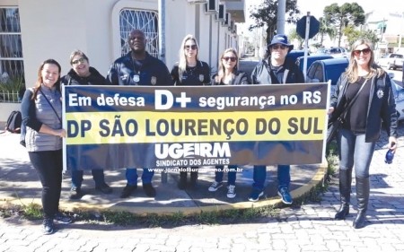 Polícia Civil de SLS participa de marcha em POA
