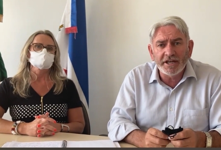 Saúde: prefeito Rudinei e secretária Adriane fazem retrospectiva de 2021