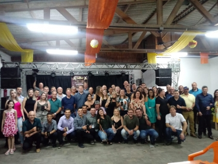 COOPAR/POMERANO REALIZOU SUA CONFRATERNIZAÇÃO DE FINAL DE ANO