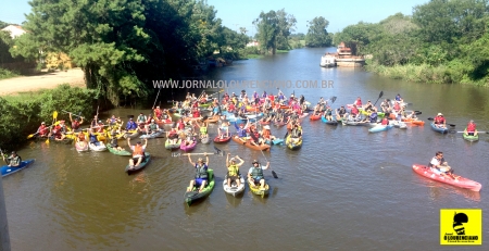 Um super passeio de caiaques na manhã deste domingo