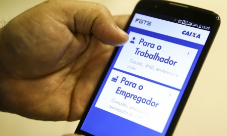 Caixa paga auxílio de R$ 300 para novo grupo do Bolsa Família
