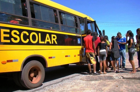 Justiça determina que Estado disponibilize transporte escolar na Zona Rural de São Lourenço do Sul  a pedido do Ministério Público