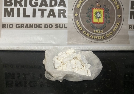Brigada Militar prendeu homem de 28 anos por tráfico de drogas na Lomba