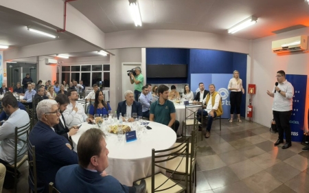 ACI/CDL PARTICIPOU DO 3º ENCONTRO FRONTEIRAS DO SUL, REALIZADO PELO GRUPO RBS NA SEXTA-FEIRA ÚLTIMA (03/03)