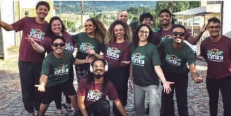 EMEF Luis Antônio de Abreu Moraes recebe a peça Kiriku - a lenda do menino guerreiro