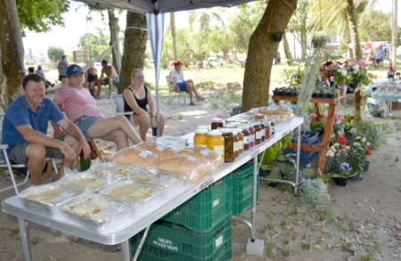 Feira oferece produtos do interior na Praia da Barrinha