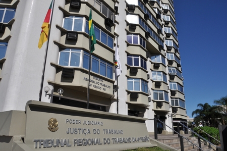 Justiça do Trabalho retoma atendimento e audiências presenciais em cidades sem Alerta no Sistema 3As