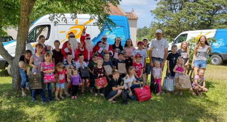 Neste final de semana aconteceu a entrega dos brinquedos da campanha Natal a MIL do Grupo Corrente do Bem