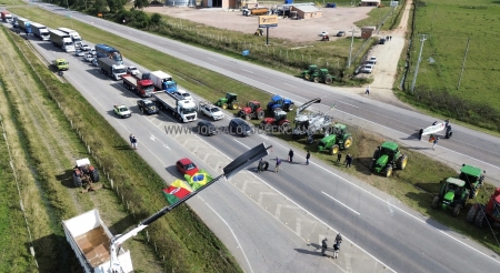 Nova manifestação de agricultores na BR 116 em São Lourenço do Sul acontece na manhã desta segunda-feira