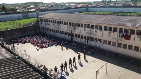 Aproximadamente 330 detentos de Pelotas e Rio Grande do grupo de risco devem receber o benefício da prisão domiciliar
