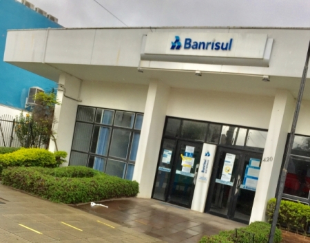 Banrisul lança concurso público de TI com 274 vagas