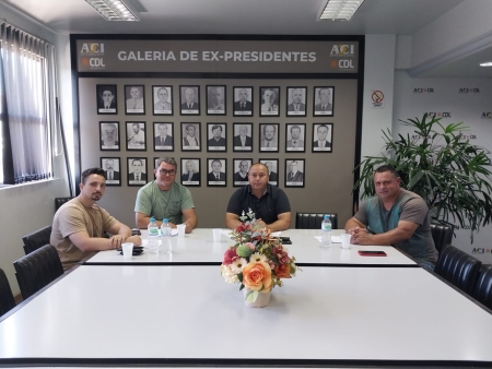 ACI/CDL E SECRETARIA DE DESENVOLVIMENTO SOCIAL EFETUARAM REUNIÃO NA SEDE DA ENTIDADE