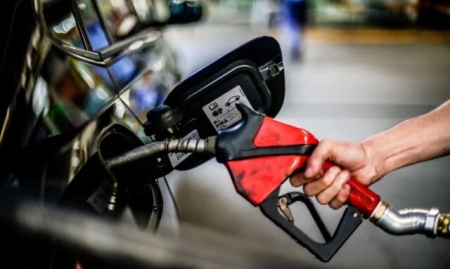 Gasolina vai aumentar a partir desta quarta-feira