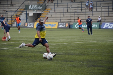 O treinador de goleiros Francisco Alves está  Moto Clube, de São Luiz do Maranhão