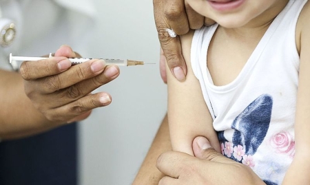 Vacinação contra Influenza e Sarampo para crianças de 6 meses a 5 anos foi antecipada