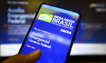Caixa paga hoje auxílio emergencial a nascidos em outubro