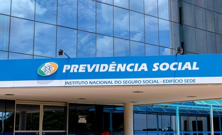 Em 2022 aumenta taxa de juros do crédito consignado  para aposentados pelo INSS para 2,14%
