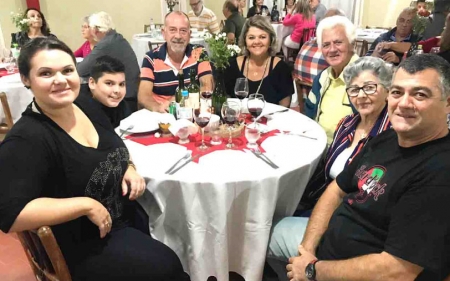 Iate Clube promove jantar com temática Italiana