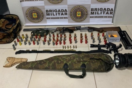 Brigada Militar prende quatro homens por disparo de arma de fogo em Cristal