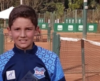 Jovem lourenciano foi vice campeão de Tenis no Torneio Nacional do Uruguai