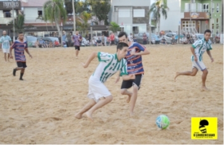 Inscrições para o Campeonato Praiano de Futebol de Areia estão abertas