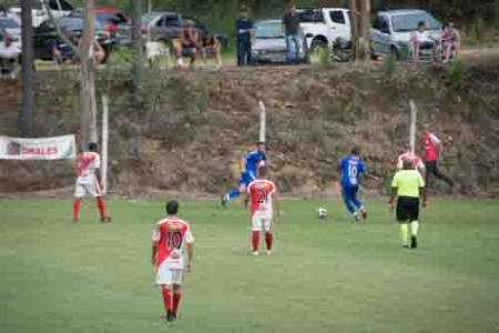 Domingo decisivo no Municipal de Futebol
