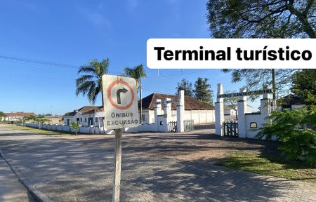 Terminal Turístico tem funcionamento na Avenida Nonô Centeno