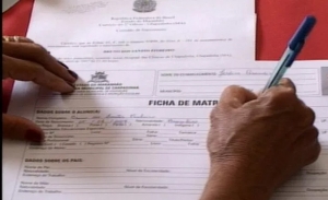 Mais burocracia para matrícula e rematrícula de alunos nas escolas municipais
