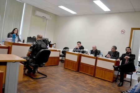Tentativa de homicídio: quatro réus absolvidos pelo Tribunal de Júri