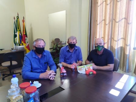 COOPAR/POMERANO REALIZOU IMPORTANTES VISITAS INSTITUCIONAIS