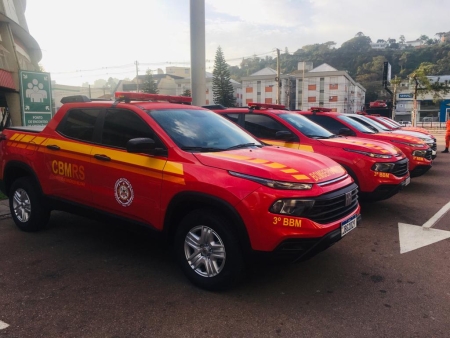 Corpo de Bombeiros de São Lourenço recebeu nova viatura