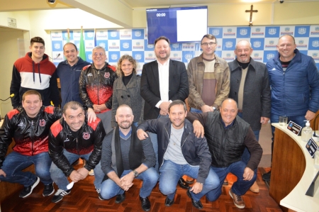 ABF FUTSAL VISITOU A CÂMARA MUNICIPAL