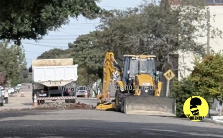 Abastecimento de água em quatro bairros deve ser normalizado no final da tarde